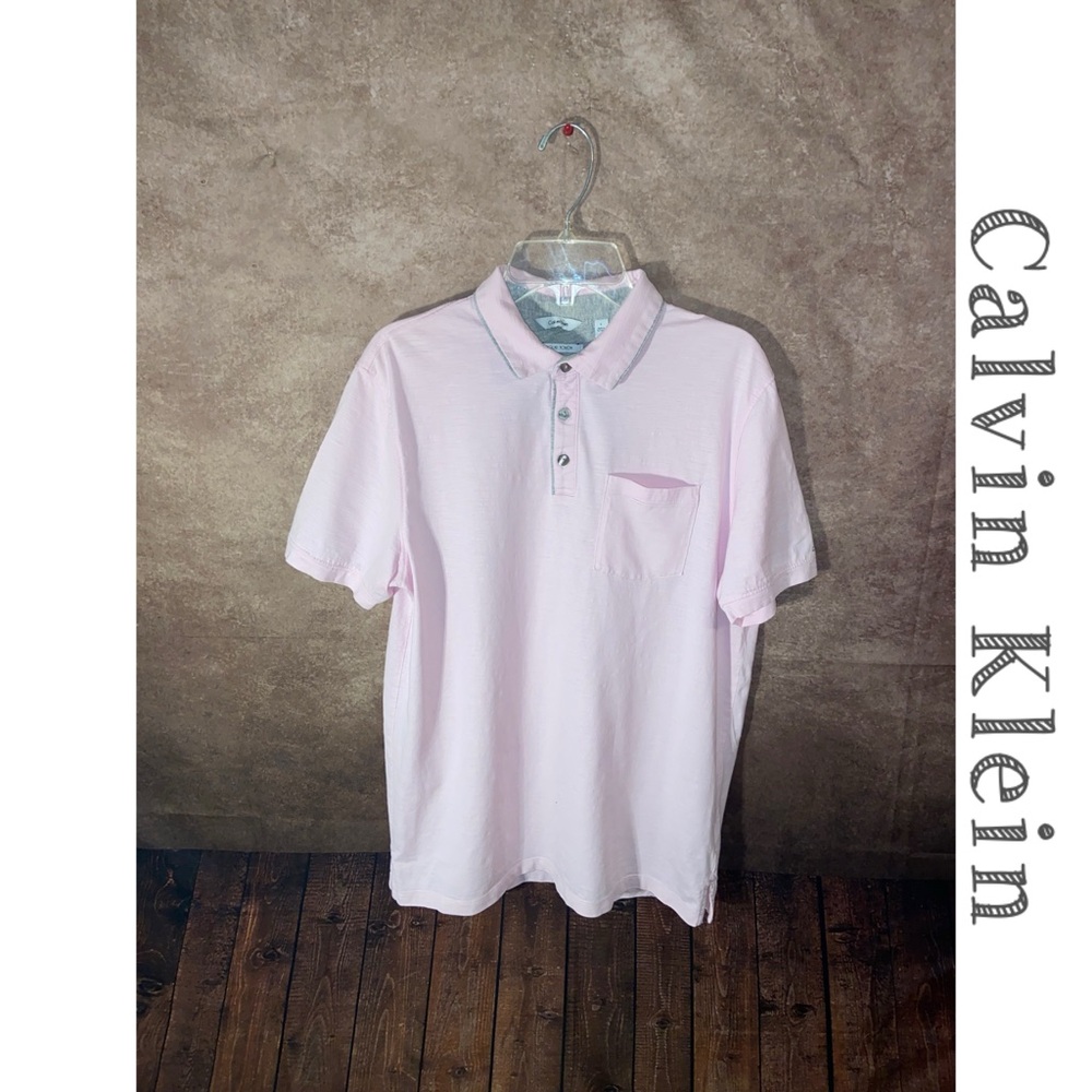 Calvin Klein Liquid Touch Polo~Pink~Men’s size Small~NWOT